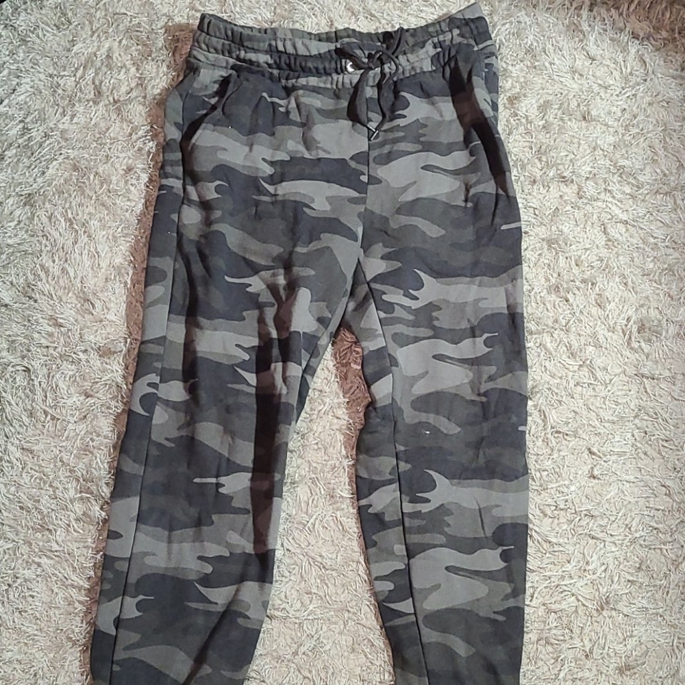 joggers - Picture 2 of 2